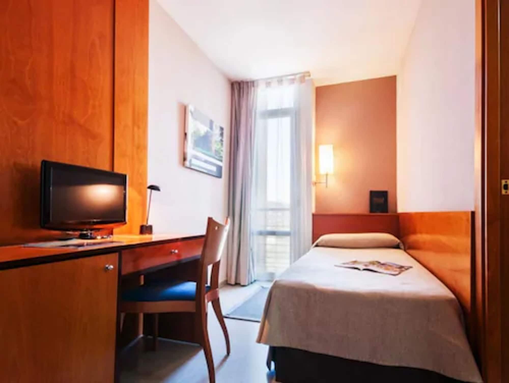 Hotel Гранолерс Екстериор снимка