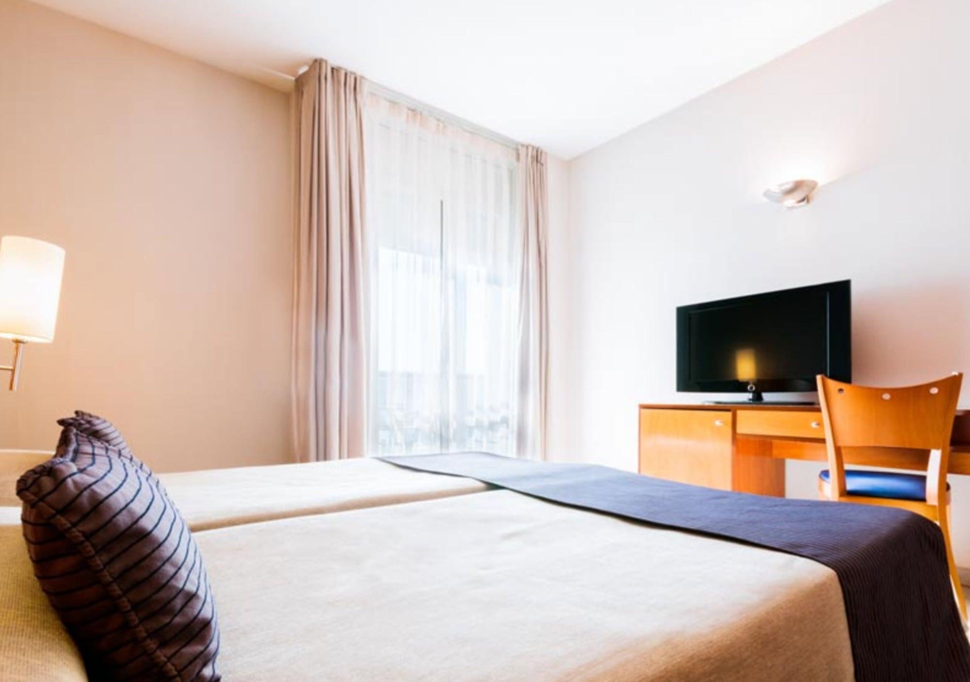 Hotel Гранолерс Екстериор снимка