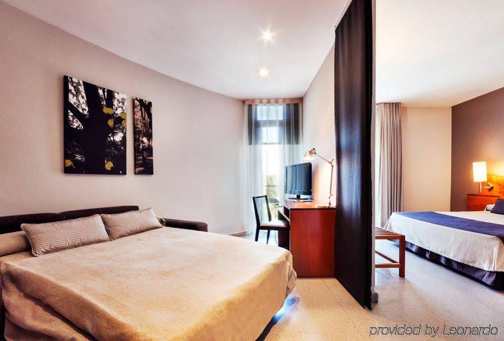 Hotel Гранолерс Екстериор снимка