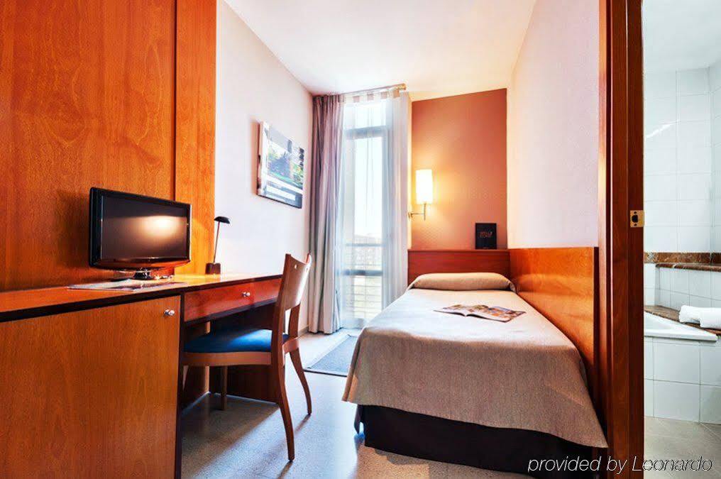 Hotel Гранолерс Екстериор снимка